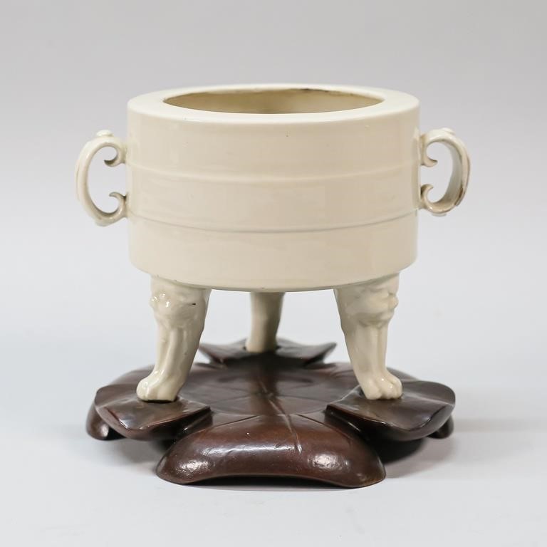 Appraisal: Blanc de Chine Chinese porcelain censer in wood and glass