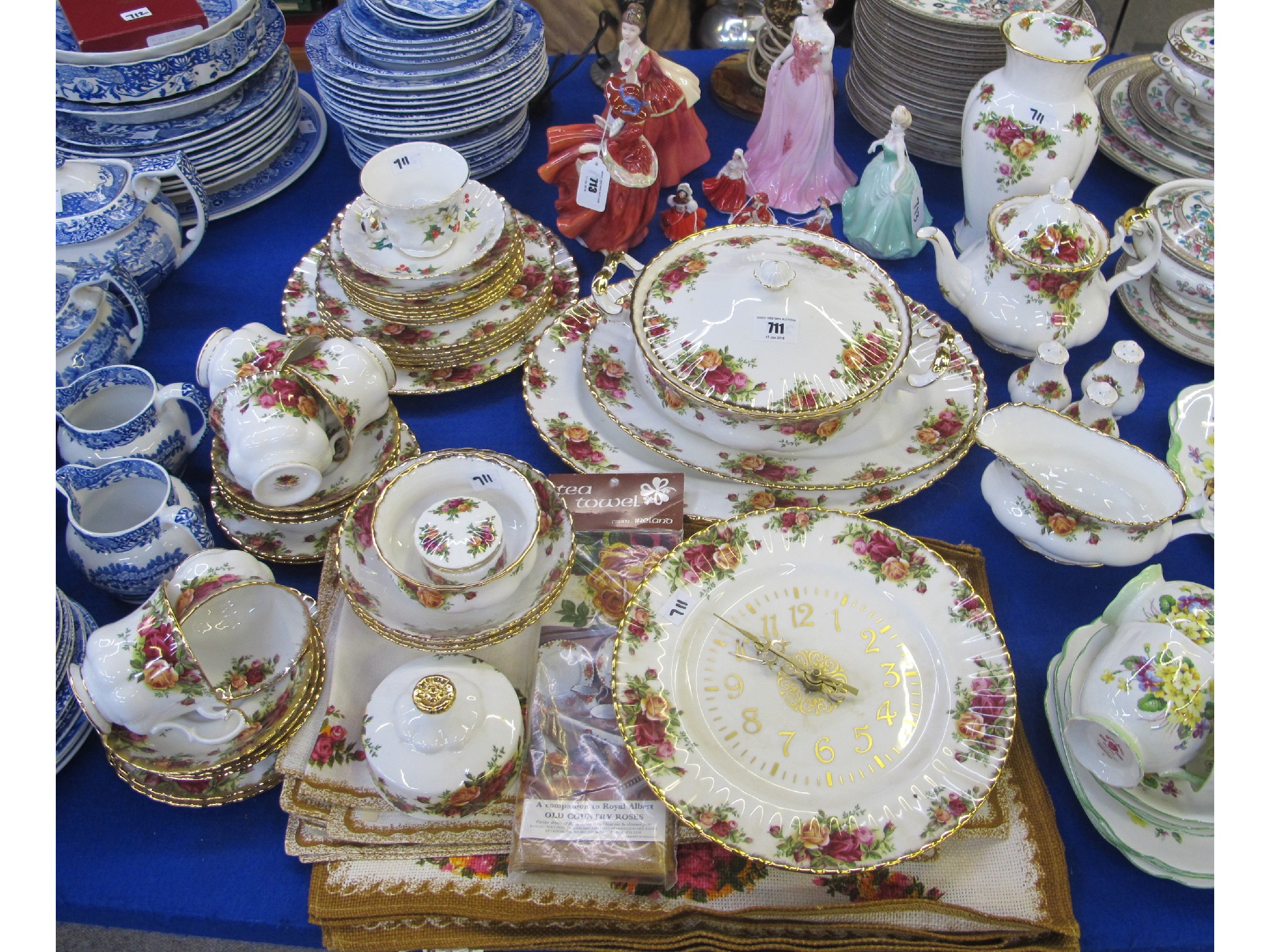 Appraisal: Royal Albert Old Country Roses pattern partial dinner service with