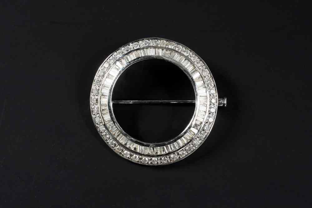 Appraisal: BROOCH - Vintage K white gold and diamond circle form