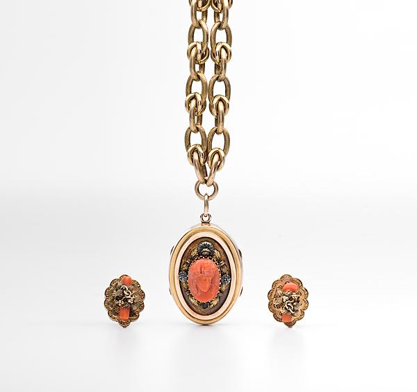 Appraisal: VICTORIAN RED CORAL LOCKET GOLD NECKLACE AND MATCHING PINS American