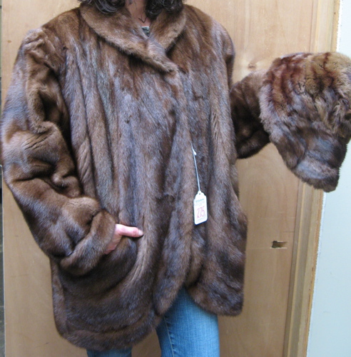 Appraisal: LADY'S MINK COAT AND HAT a Schumacher Fur Co stroller