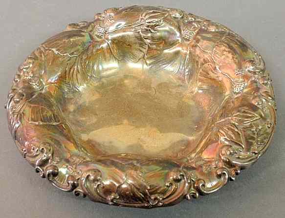 Appraisal: Whiting round sterling silver bowl c the shaped rim with