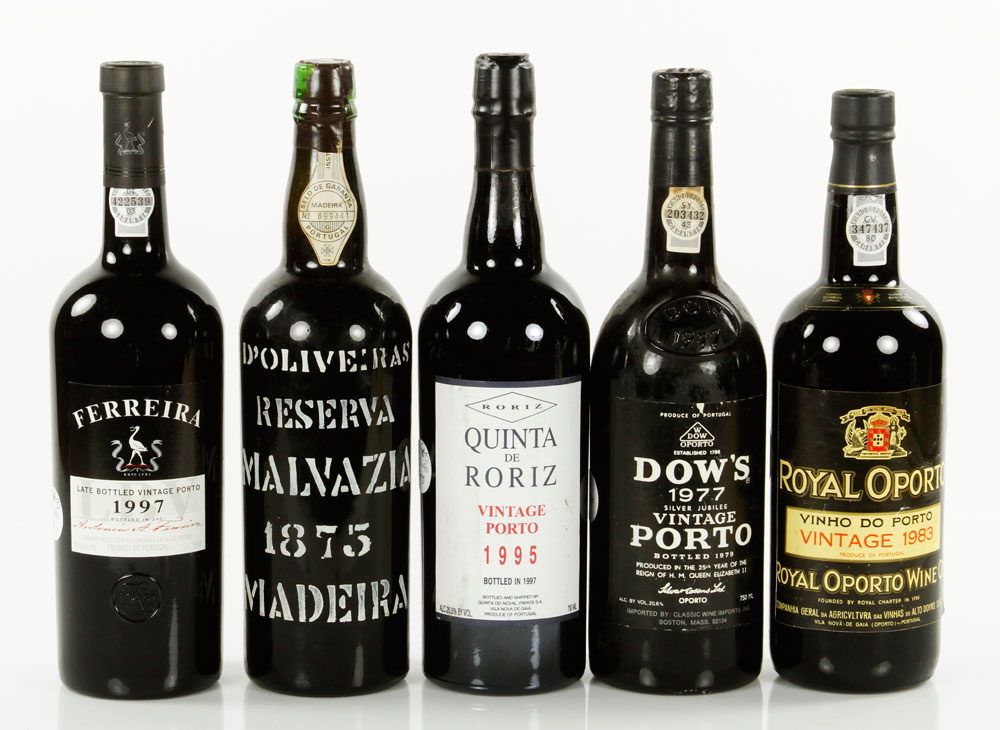 Appraisal: - Bottles of Vintage Porto Lot of five bottles of