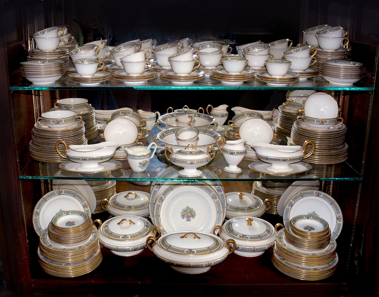 Appraisal: LARGE SET OF MORGAN BELLEEK ORIENT ''PATTERN'' CHINA