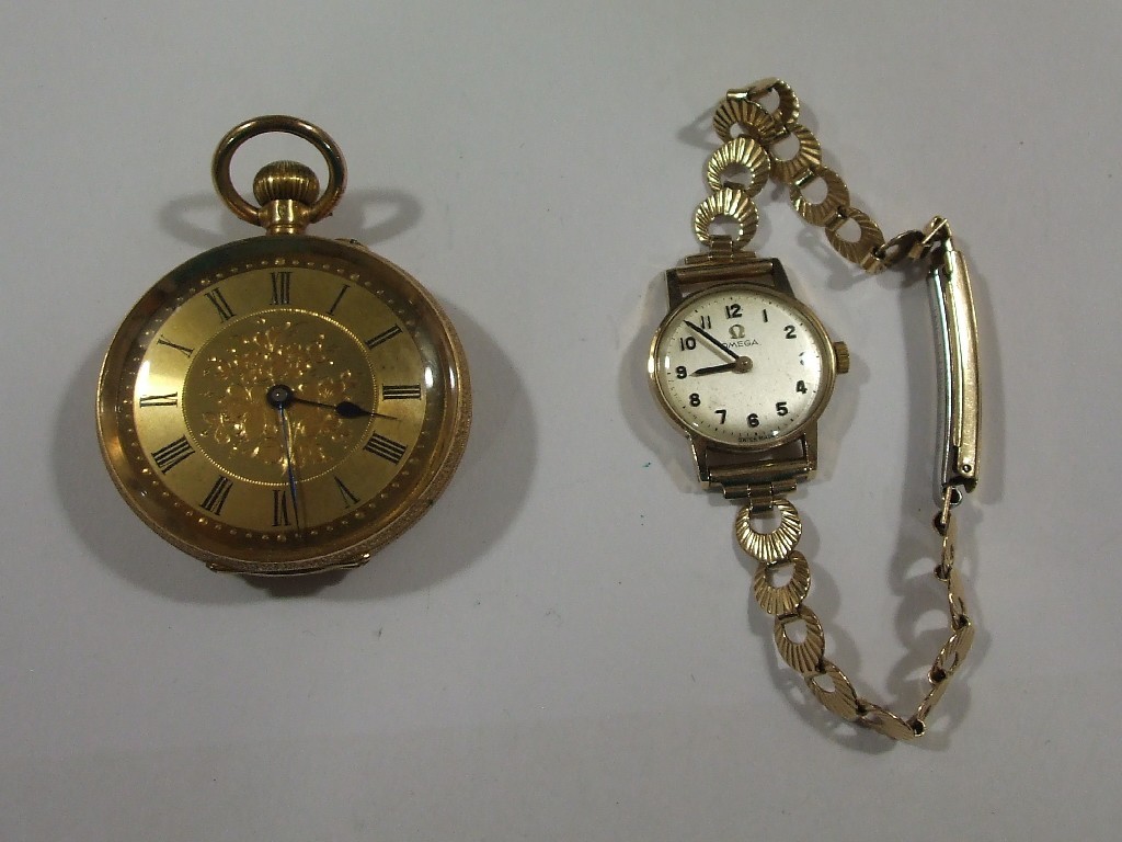 Appraisal: Lot comprising a Victorian ct gold open faced fob watch