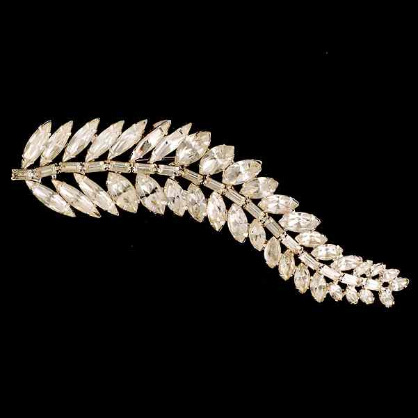 Appraisal: Weiss Brooch A Weiss brooch composed of rhinestones all signed