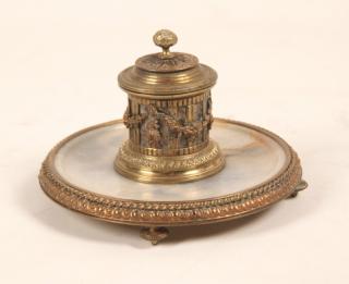 Appraisal: GILT BRONZE AND ONXY FOOTED FRENCH INKWELL GILT BRONZE AND