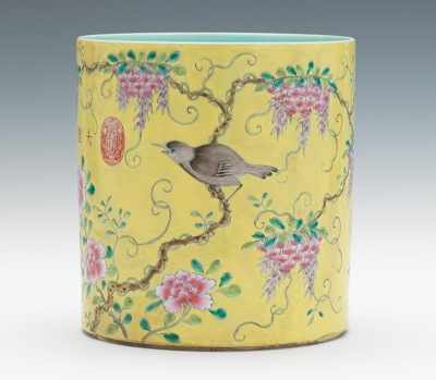 Appraisal: A Large Yellow Ground Daya Zhai Brushpot Of cylinder shape