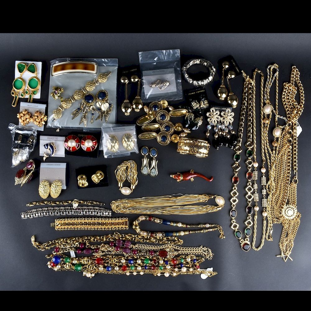 Appraisal: Large Assortment of Retro Costume Jewelry Large Assortment of Retro