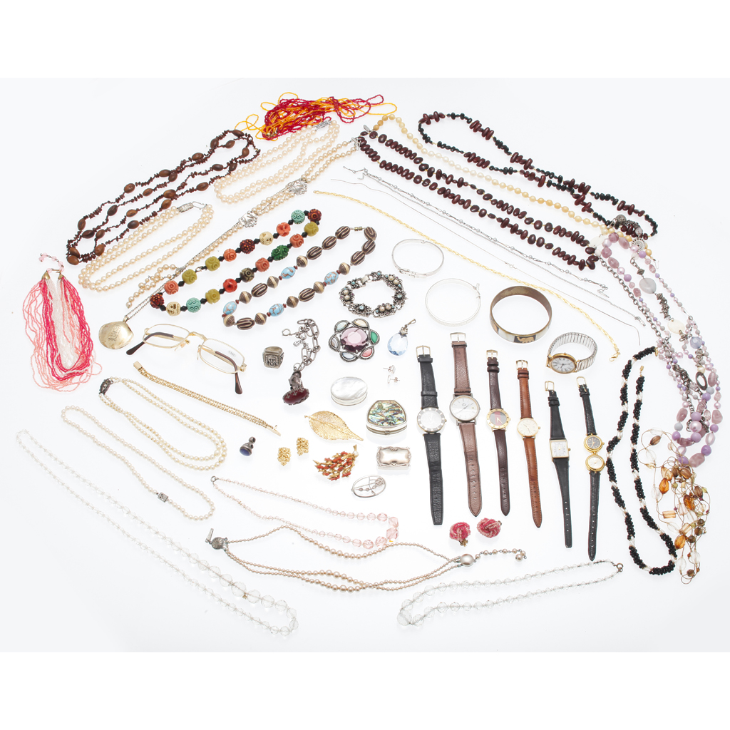 Appraisal: A collection of jewellery to include various beaded necklaces brooches