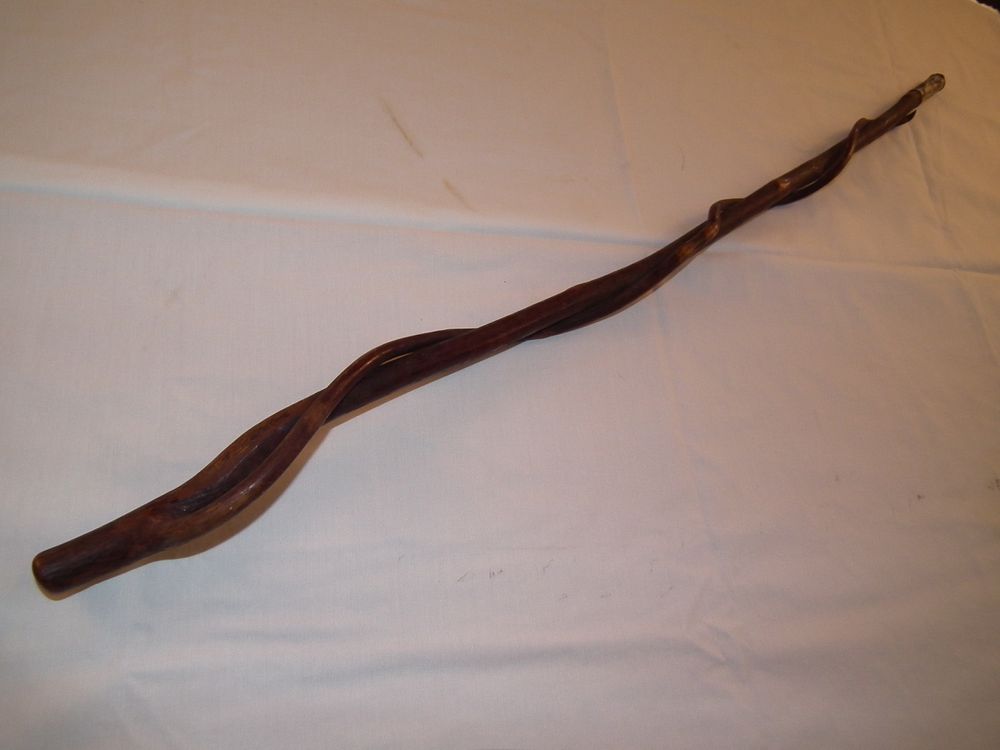 Appraisal: CONFEDERATE FOLK ART CANE CARVED BY JE LYNE Folk art