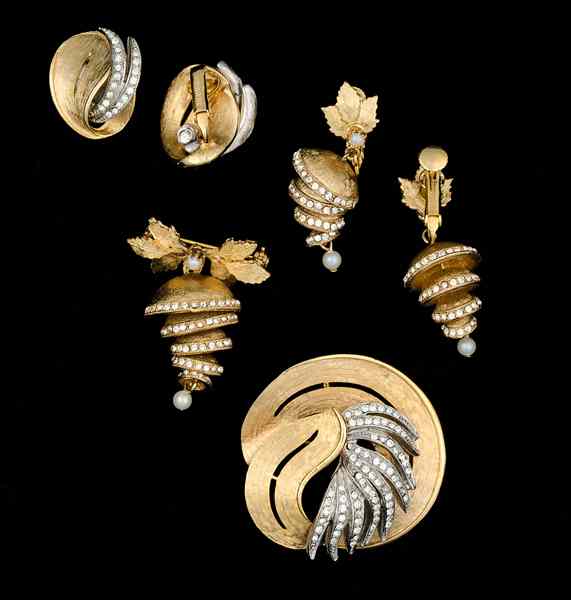 Appraisal: Kramer Vendome Costume Jewelry Collection A matching set of Kramer