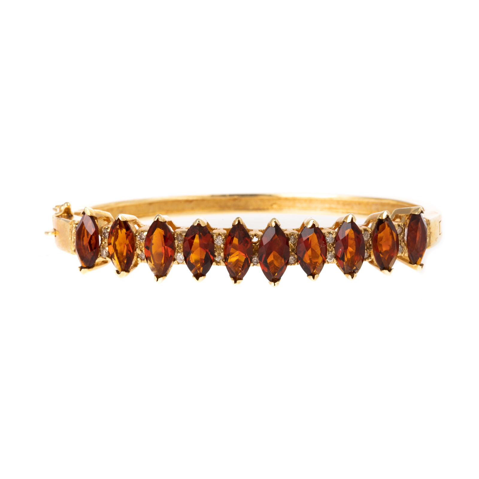 Appraisal: A SPESSARTINE GARNET BRACELET IN K K yellow gold bracelet