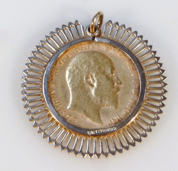 Appraisal: An Edward VII gold half sovereign dated in yellow gold