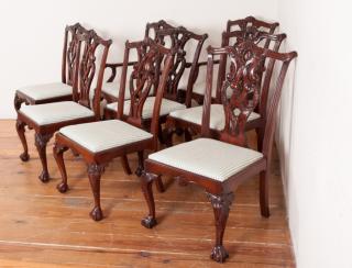 Appraisal: Queen Anne Style Dining Room Chairs Two arm and six