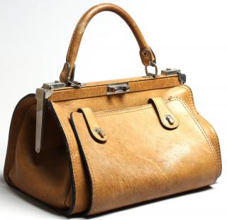 Appraisal: Vintage Flexibel D B G M Taupe Leather Handbag The