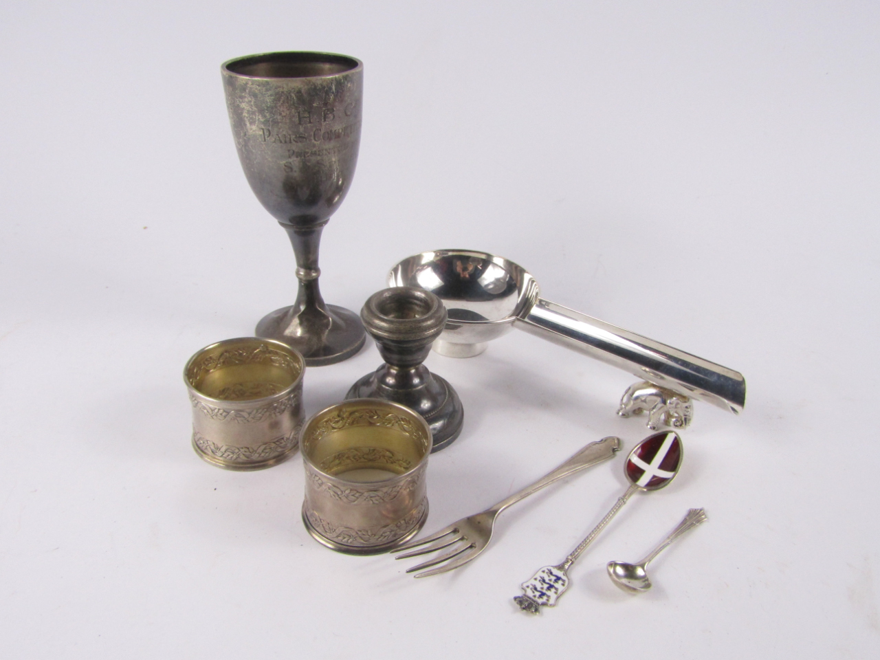 Appraisal: A silver prize cup of plain chalice form Birmingham a