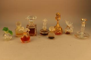 Appraisal: Assorted Perfume Bottles Assorted Perfume Bottles