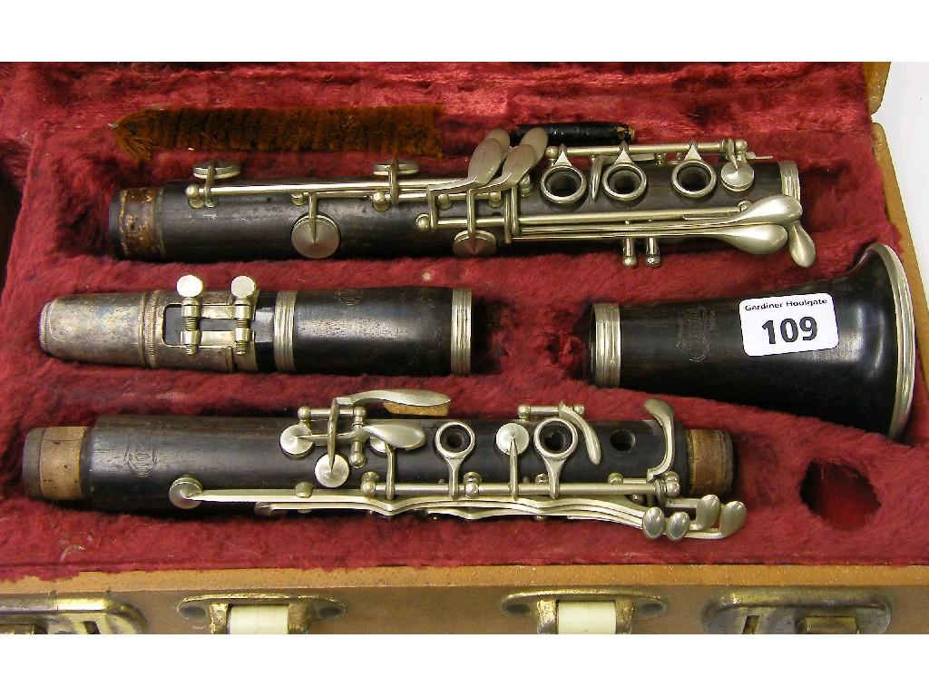 Appraisal: Early th century rosewood clarinet by Console no case