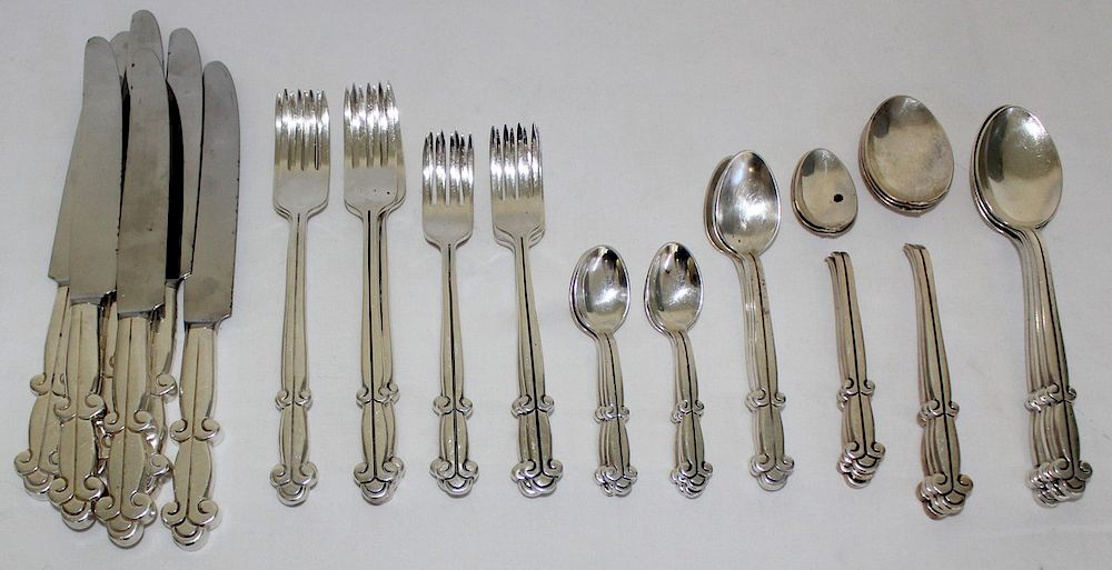 Appraisal: STERLING Pc Taxco Mexican Sterling Flatware Includes forks approx in