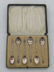 Appraisal: A boxed set of six Apostle end teaspoons Sheffield Wt