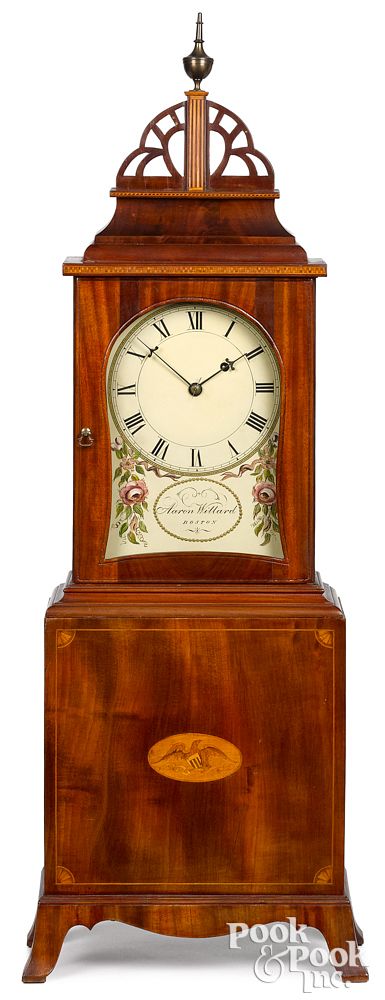 Appraisal: Massachusetts Federal mahogany mantle clock Massachusetts Federal mahogany mantle clock