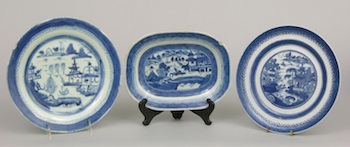 Appraisal: Three Chinese Export Plates A lot of three Chinese Export