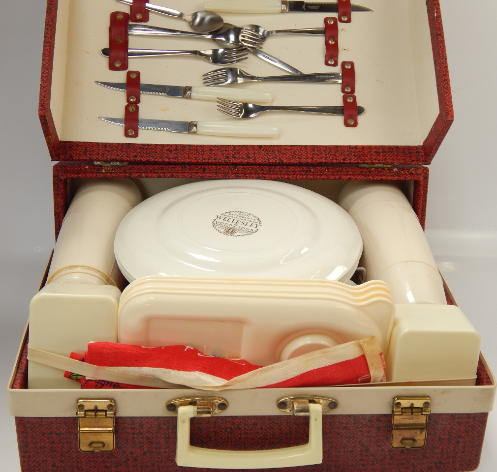 Appraisal: A Brexton vintage 's picnic set