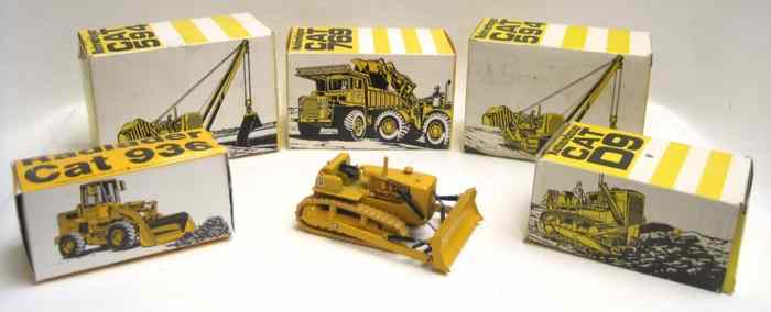 Appraisal: NINE GESCHA SCALE MODELS OF CATERPILLAR HEAVY EQUIPMENT including truck's