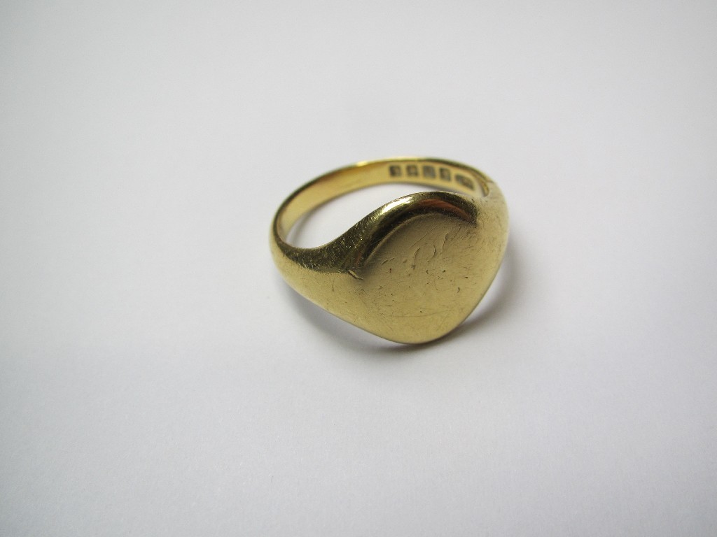 Appraisal: Gents ct gold signet ring Approximately gms