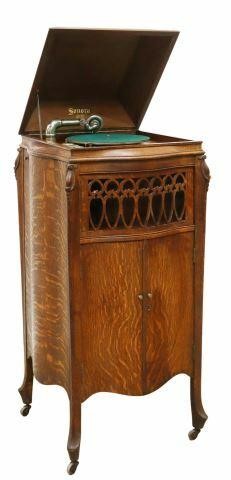 Appraisal: American oak-cased windup phonograph Sonora model A early th c