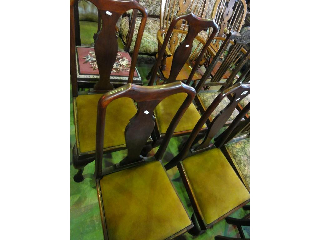 Appraisal: A set of four Edwardian Queen Anne style dining chairs