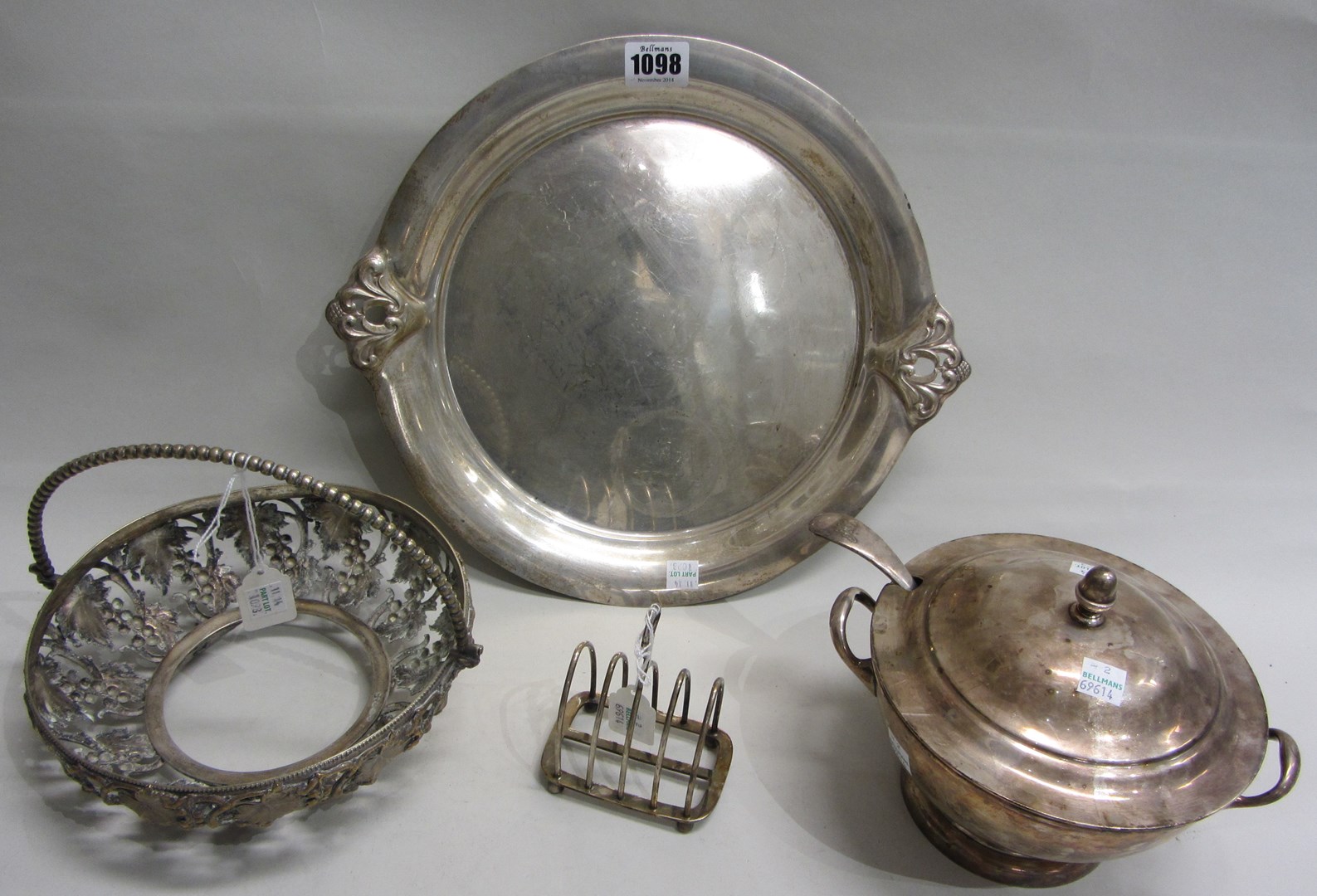 Appraisal: An American Sterling twin handled tray of circular form weight