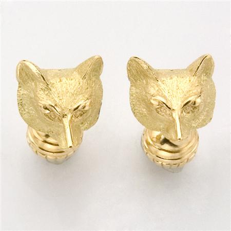 Appraisal: Pair of Gold Fox Head Cufflinks Andrew Clunn Estimate -