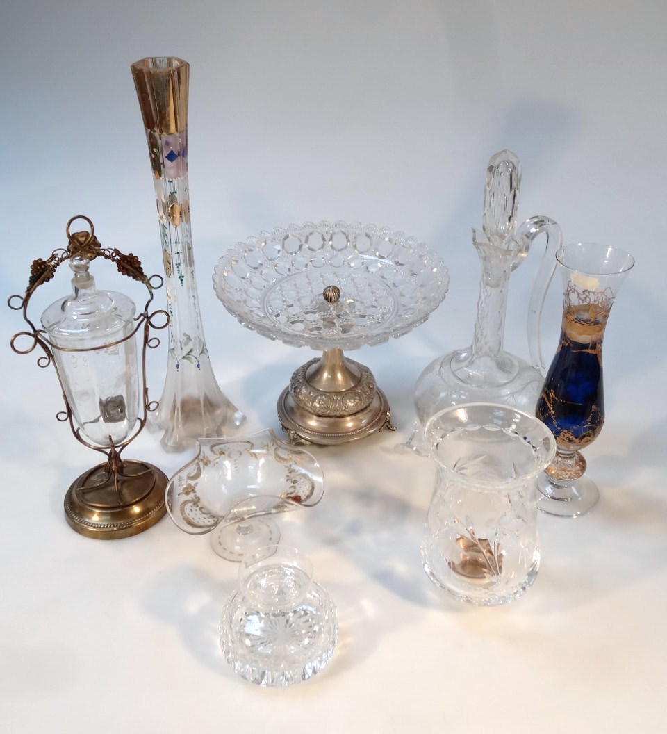 Appraisal: Various thC glassware to include cake stand with decorative bowl