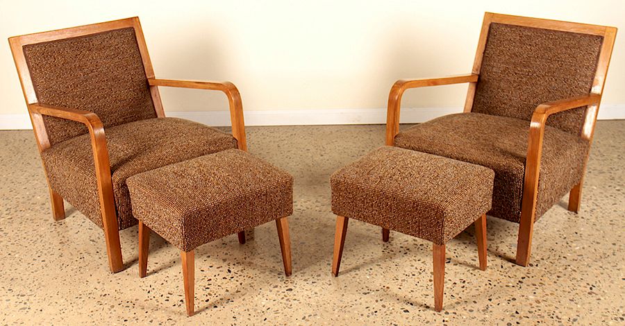 Appraisal: A PAIR OF ITALIAN WALNUT OPEN ARM CHAIRS C An