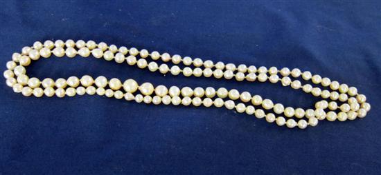 Appraisal: A Graduated Pearl necklace