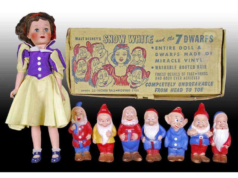 Appraisal: Walt Disney Snow White The Seven Dwarfs Doll Set Description