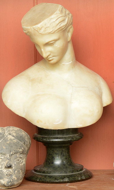 Appraisal: A GRAND TOUR CARVED MARBLE BUST of a woman mounted