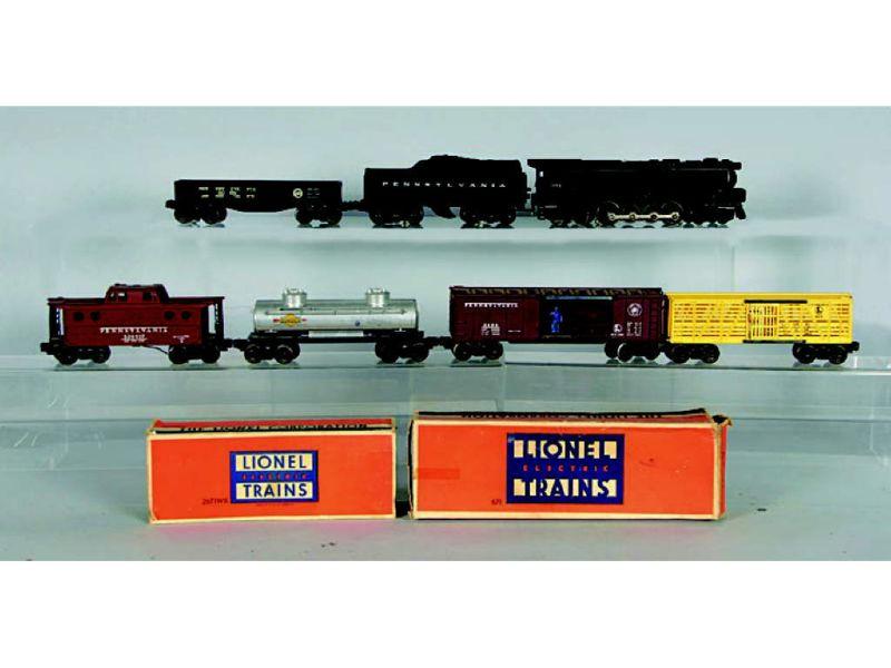 Appraisal: -Piece Lionel Pre-War O-Gauge Freight Train Description Includes engine and