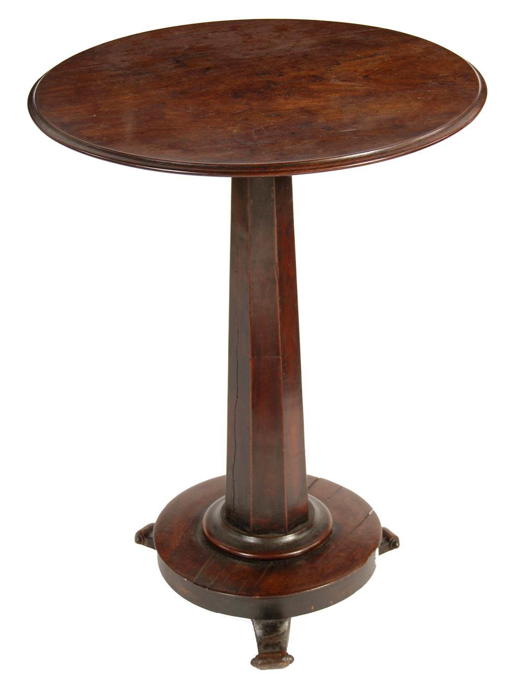 Appraisal: A Victorian mahogany occasional table