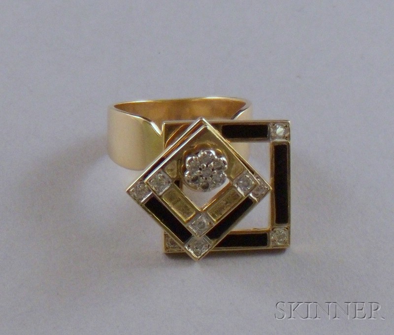 Appraisal: kt Gold Diamond and Enamel Kinetic Ring