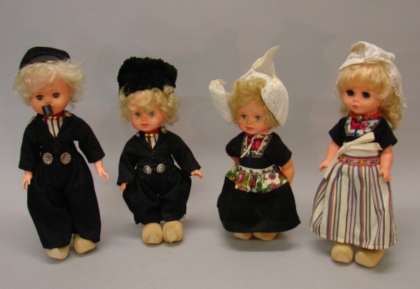 Appraisal: Lot of vinyl Dutch dolls - couples All original with