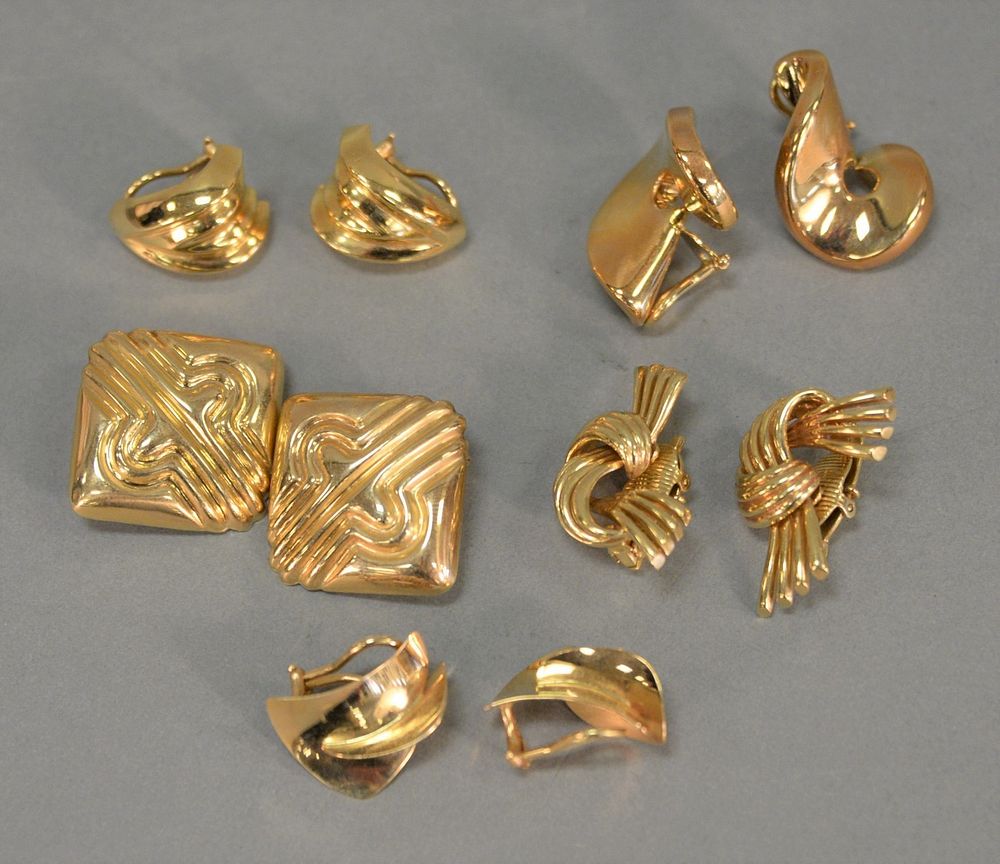 Appraisal: Five pairs of K gold earrings grams total weight Five