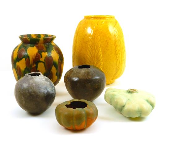 Appraisal: Art pottery six pieces including two ceramic vases one yellow