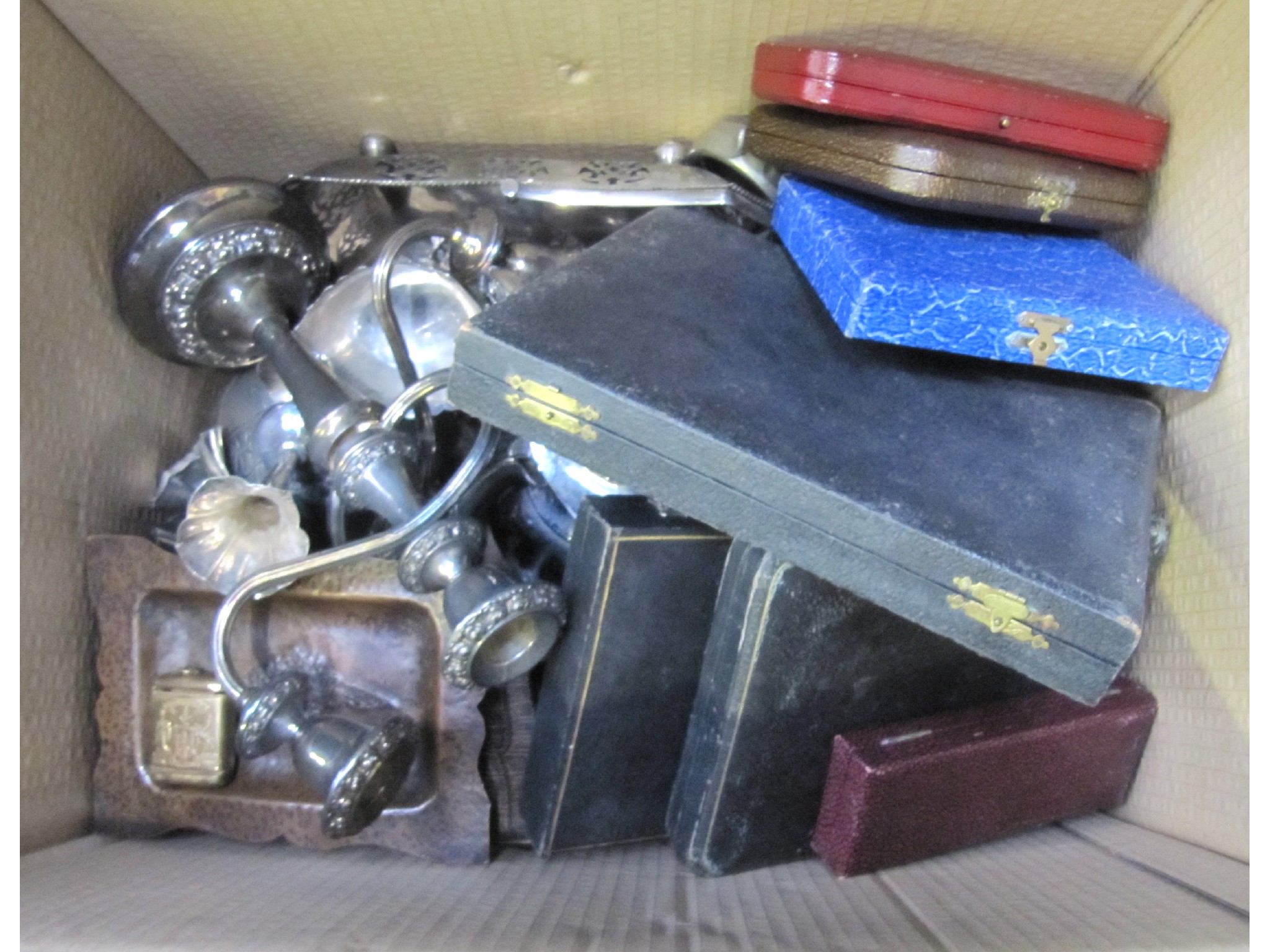 Appraisal: A box of cased cutlery and EP items