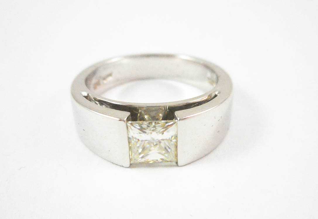 Appraisal: MOISSANITE AND FOURTEEN KARAT WHITE GOLD RING set with a