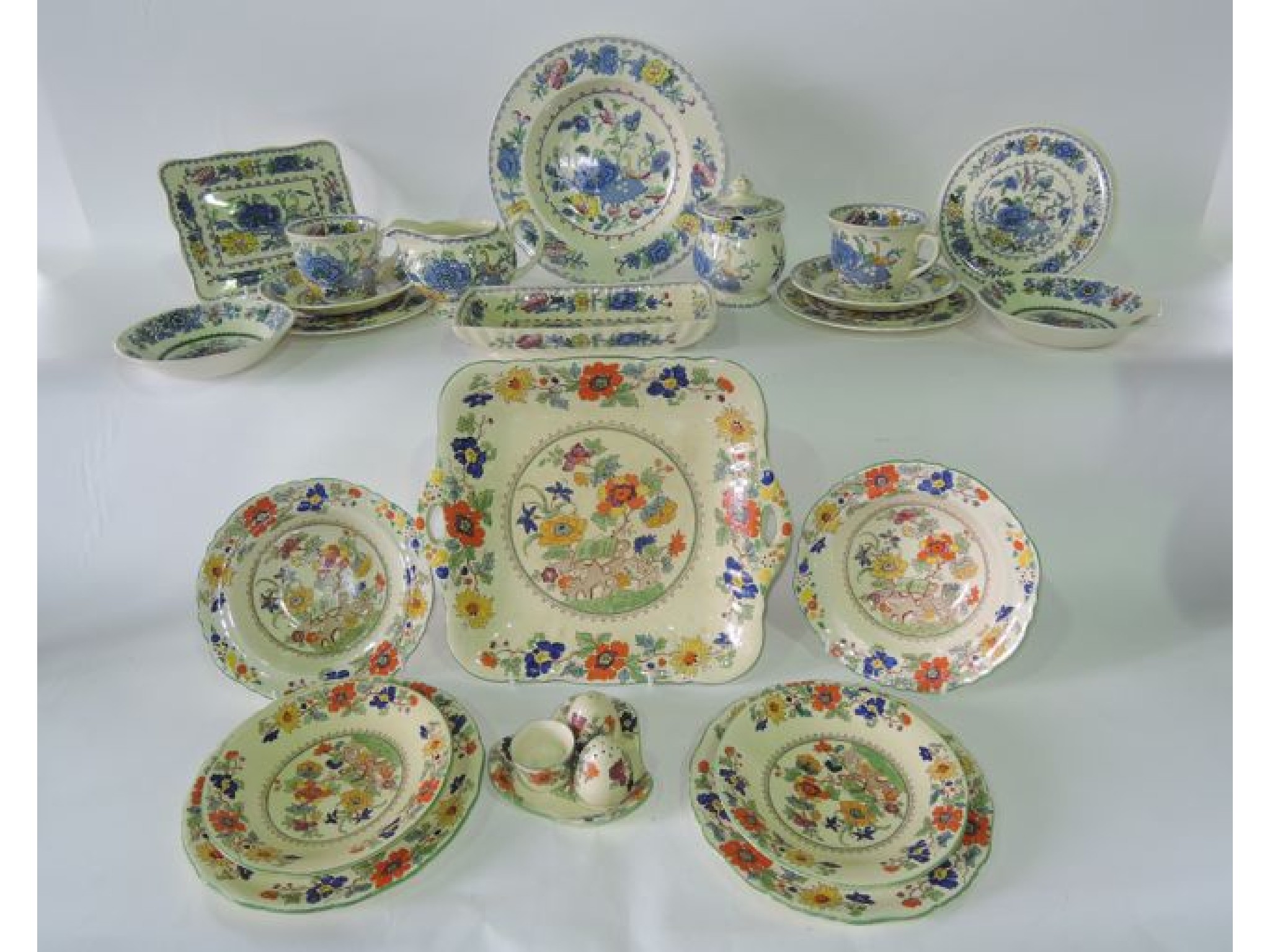 Appraisal: A quantity of Mason's Regency pattern tea wares including nine