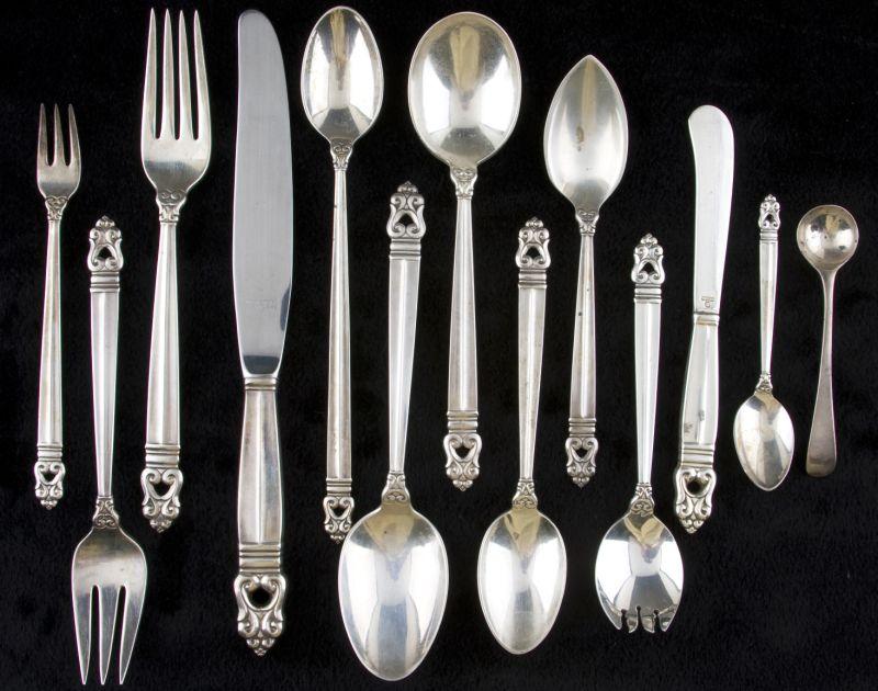 Appraisal: International Royal Danish Sterling Flatware piece set including dinner knives