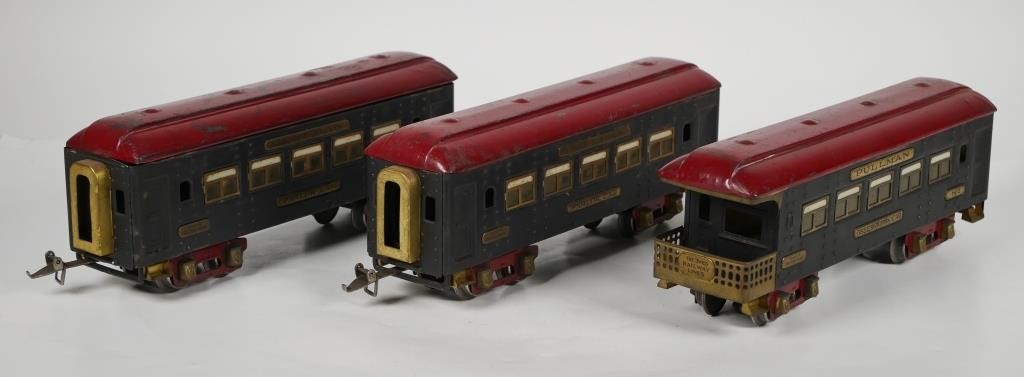 Appraisal: VINTAGE IVES PREWAR TRAIN CARS Three Ives train cars including